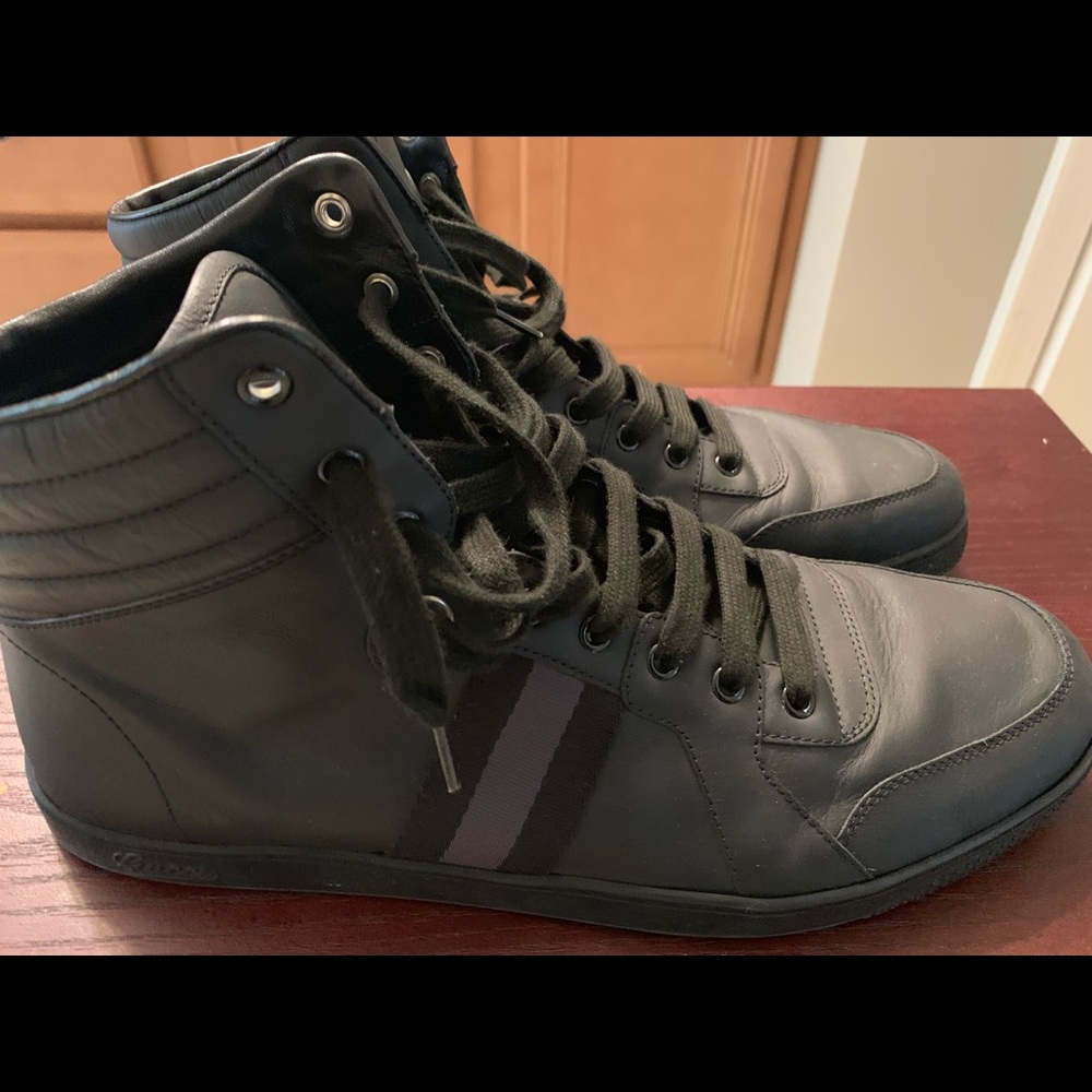 Gucci shoes
